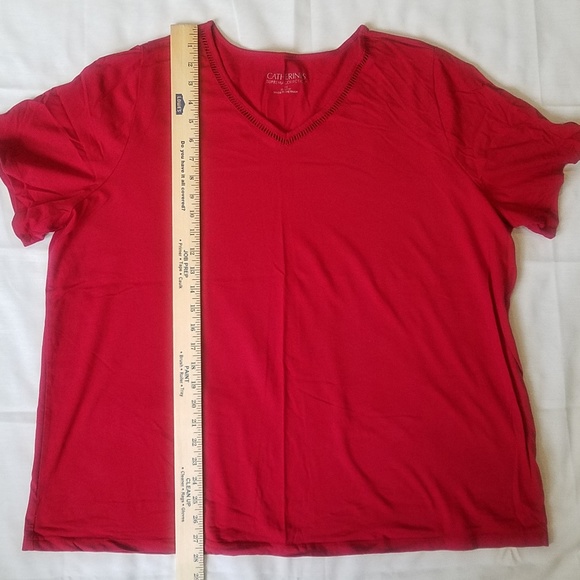Suprema Lavish Tee - Picture 1 of 5